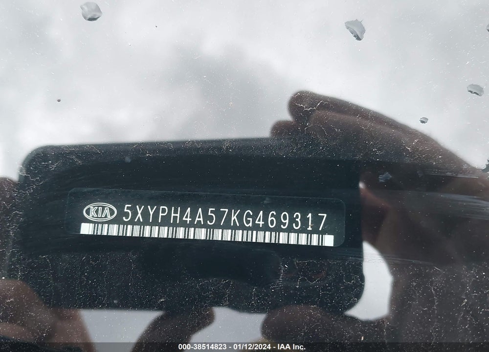 2019 KIA SORENTO 3.3L EX VIN: 5XYPH4A57KG469317