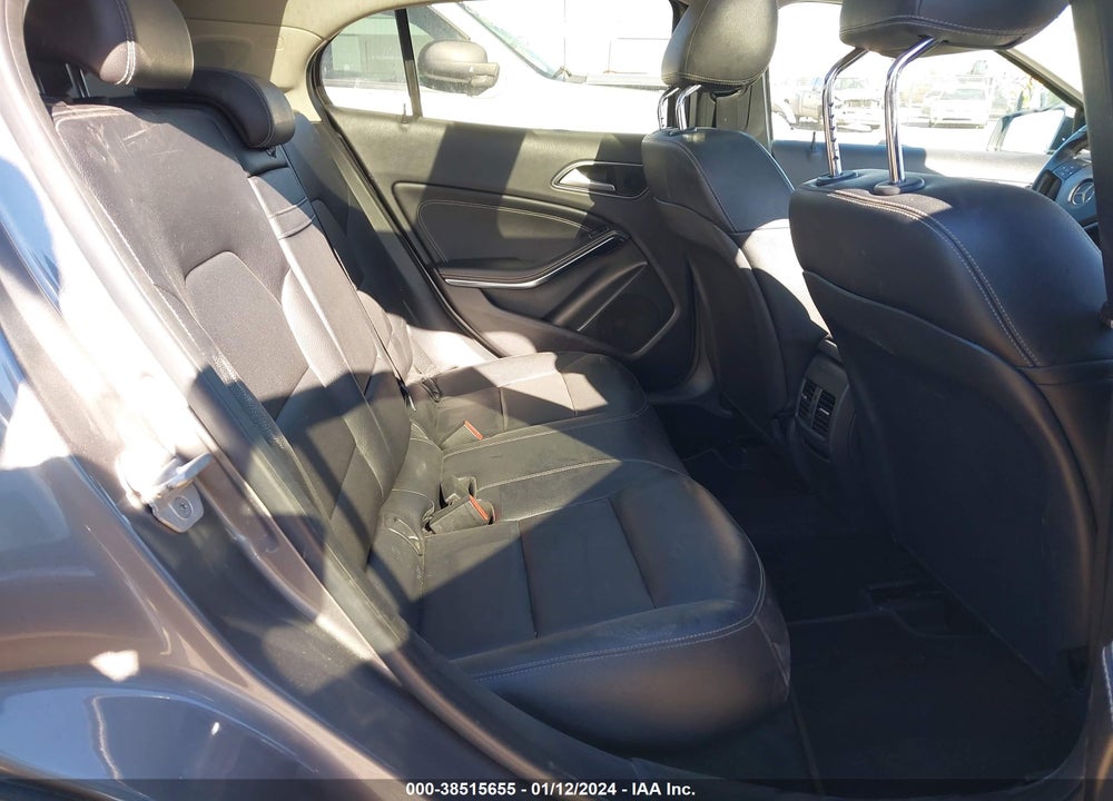 2015 MERCEDES-BENZ GLA 250 4MATIC VIN: WDCTG4GB4FJ113681