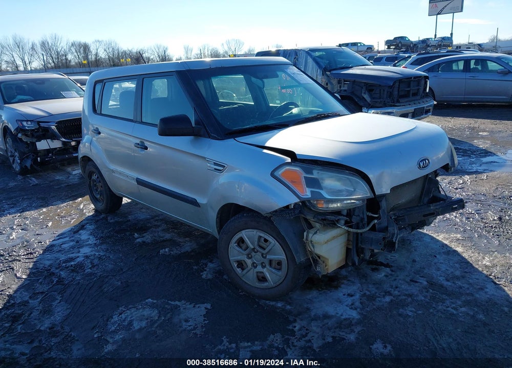 2011 KIA SOUL VIN: KNDJT2A15B7715039