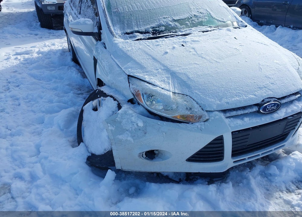 2014 FORD FOCUS SE VIN: 1FADP3F23EL156455
