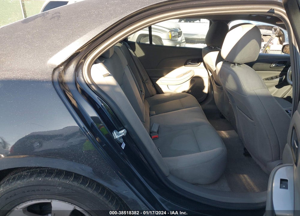 2015 CHEVROLET MALIBU LS VIN: 1G11B5SL8FF329532