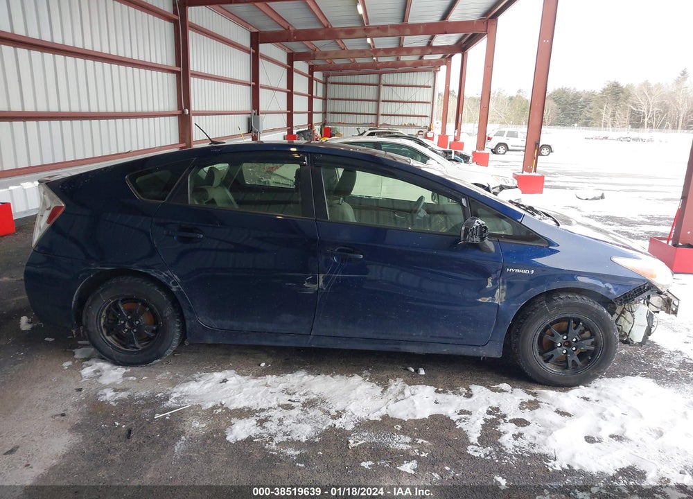 2014 TOYOTA PRIUS THREE VIN: JTDKN3DU6E1758127