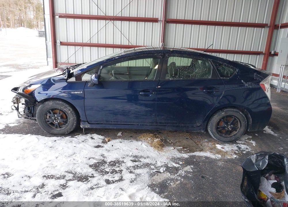 2014 TOYOTA PRIUS THREE VIN: JTDKN3DU6E1758127