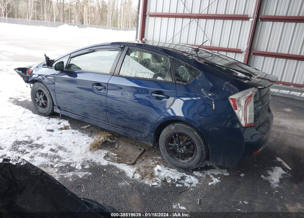 2014 TOYOTA PRIUS THREE VIN: JTDKN3DU6E1758127