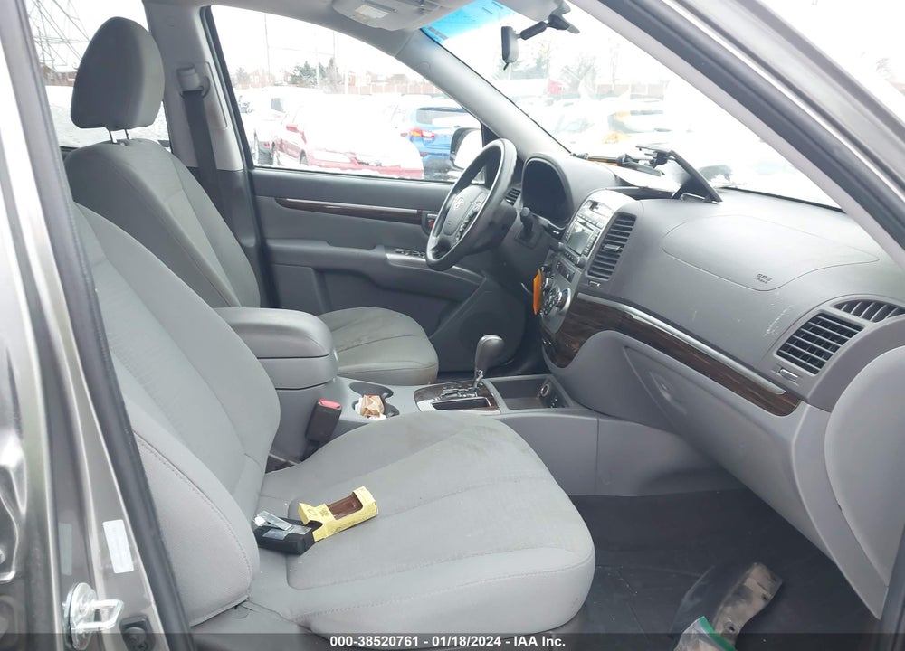 2011 HYUNDAI SANTA FE VIN: 5XYZGDAB4BG046504