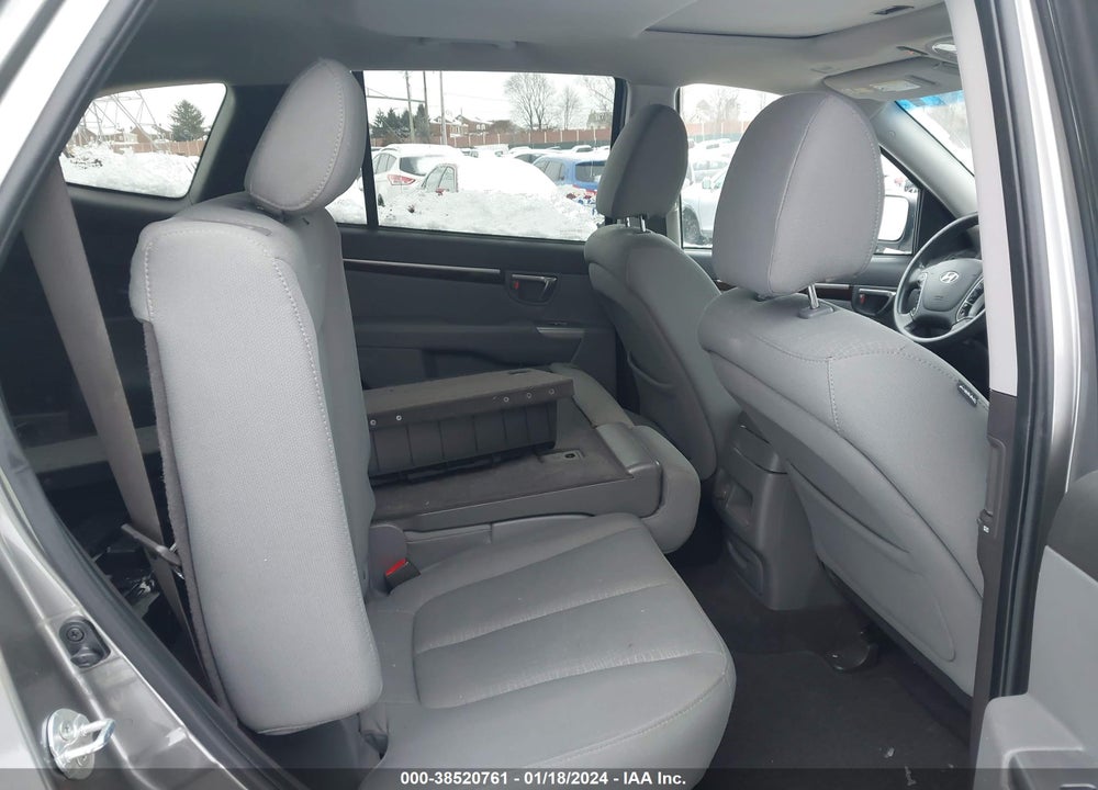 2011 HYUNDAI SANTA FE VIN: 5XYZGDAB4BG046504