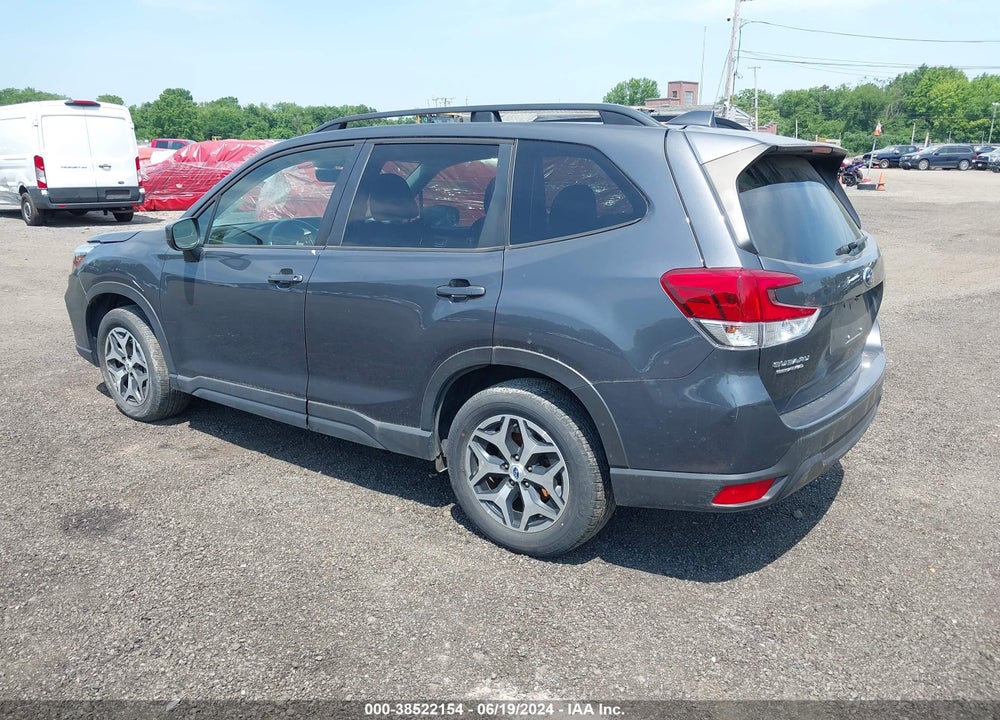 2020 SUBARU FORESTER VIN: JF2SKAJC8LH582437