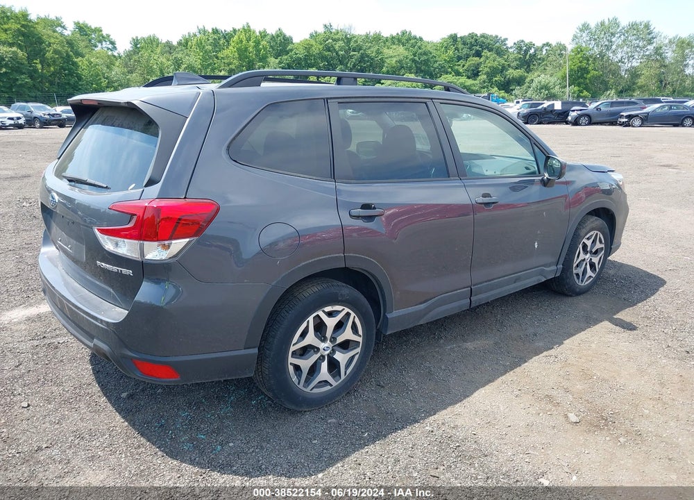 2020 SUBARU FORESTER VIN: JF2SKAJC8LH582437