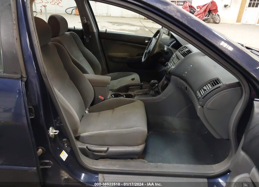 2007 HONDA ACCORD 2.4 VP VIN: 1HGCM56157A062899