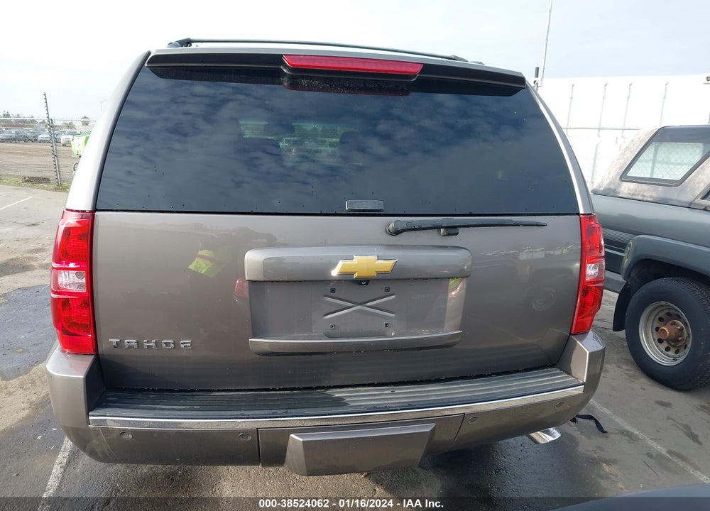 2013 CHEVROLET TAHOE LTZ VIN: 1GNSCCE08DR303921