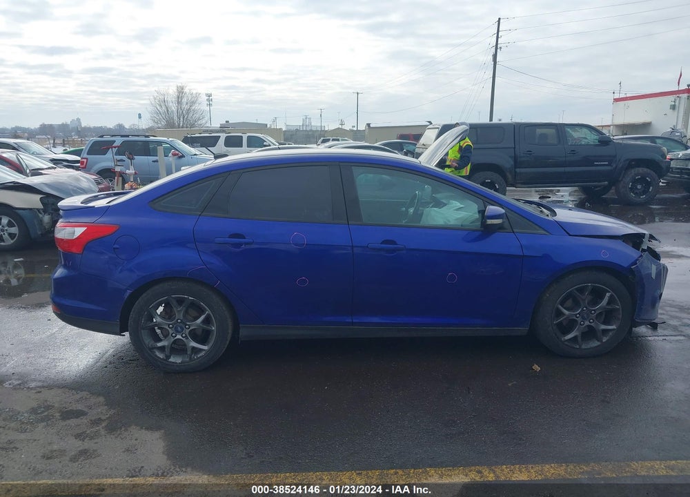 2013 FORD FOCUS SE VIN: 1FADP3F28DL152058