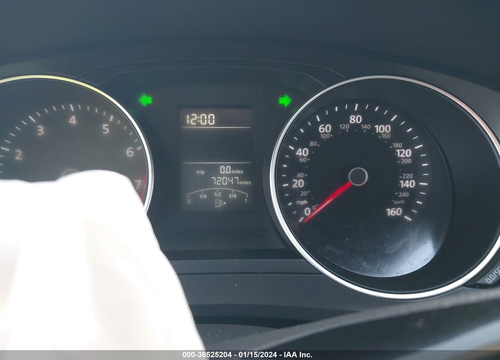 2015 VOLKSWAGEN JETTA 2.0L S VIN: 3VW2K7AJ4FM404439