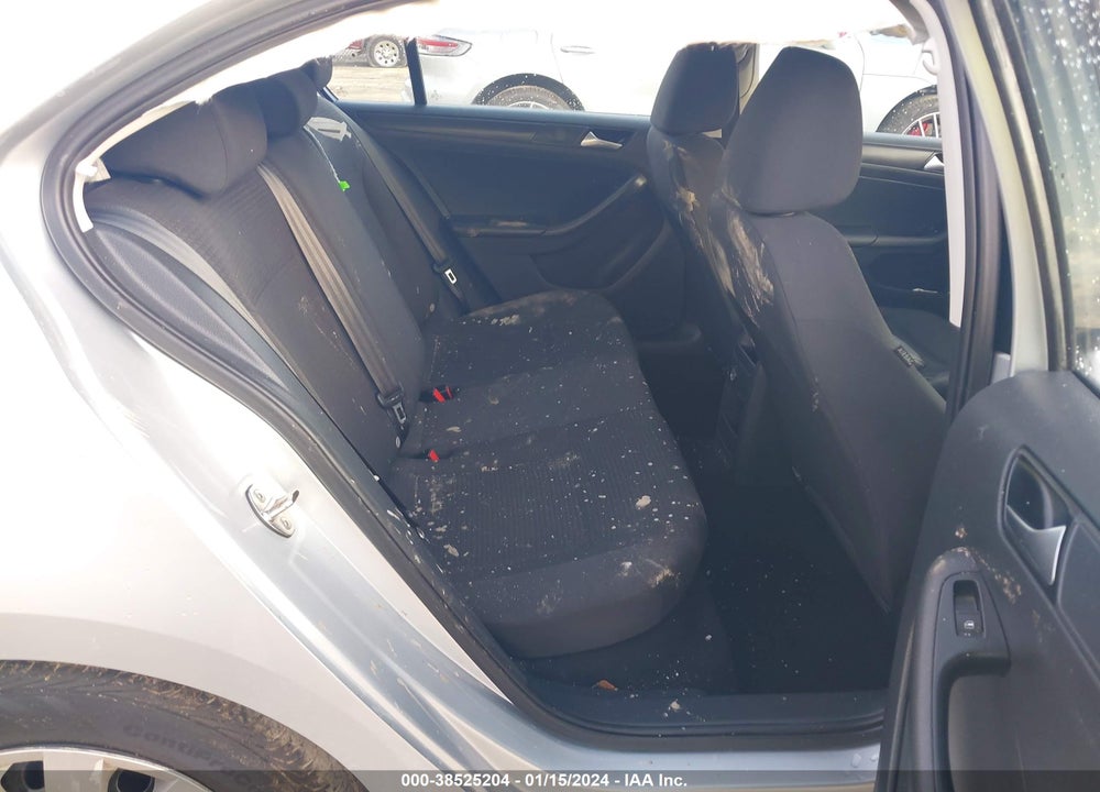 2015 VOLKSWAGEN JETTA 2.0L S VIN: 3VW2K7AJ4FM404439