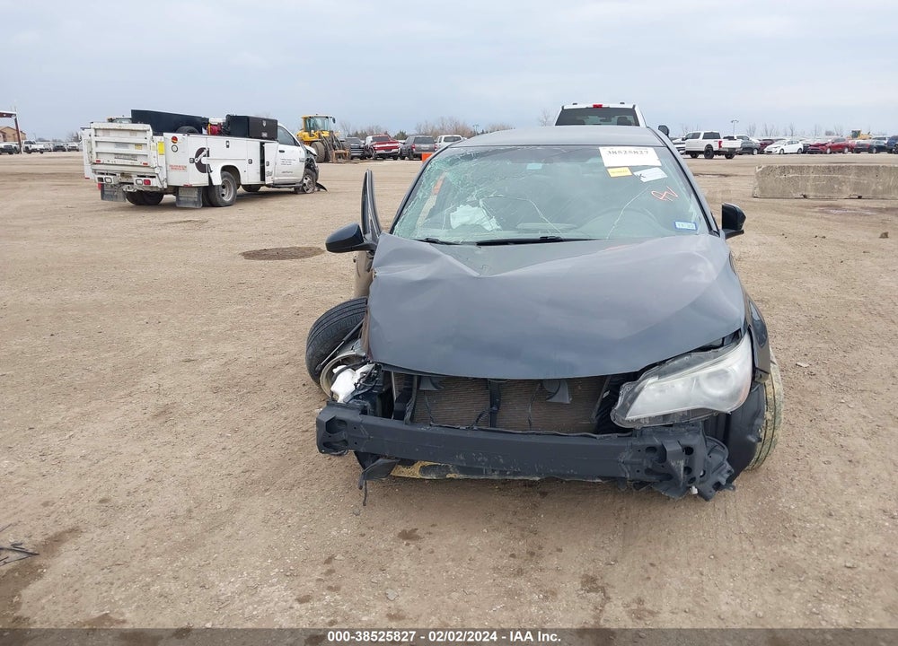 2017 TOYOTA CAMRY SE VIN: 4T1BF1FK0HU450477
