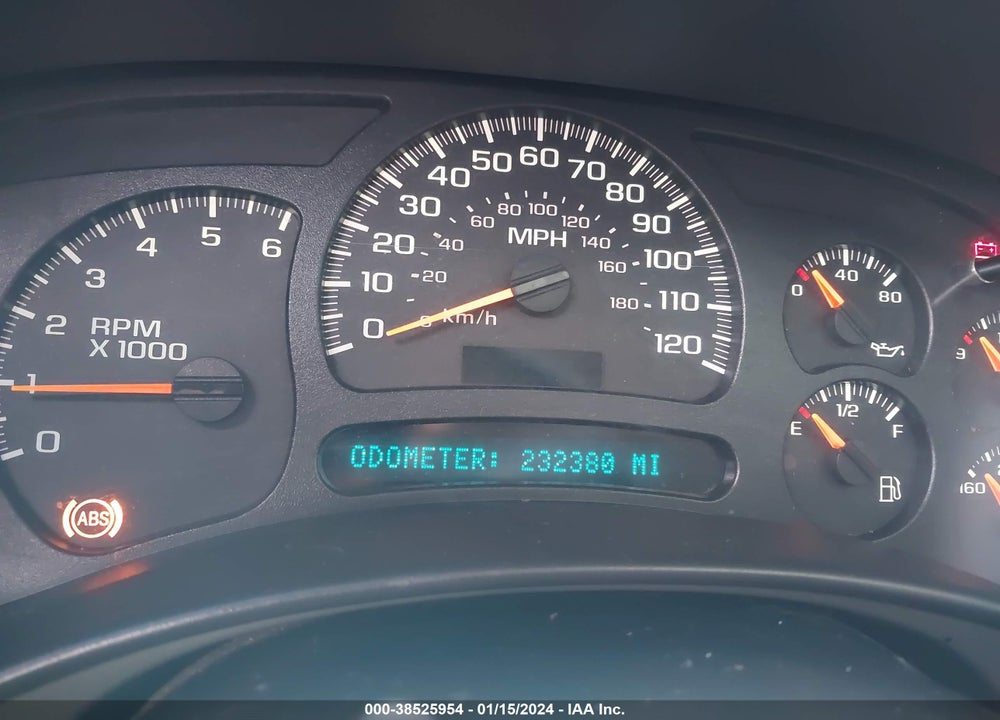 2004 CHEVROLET TAHOE LT VIN: 1GNEK13Z24J138615