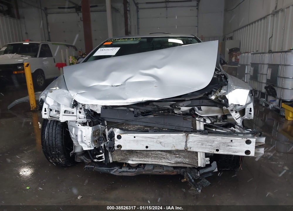 2011 CHEVROLET MALIBU VIN: 1G1ZB5E10BF112015