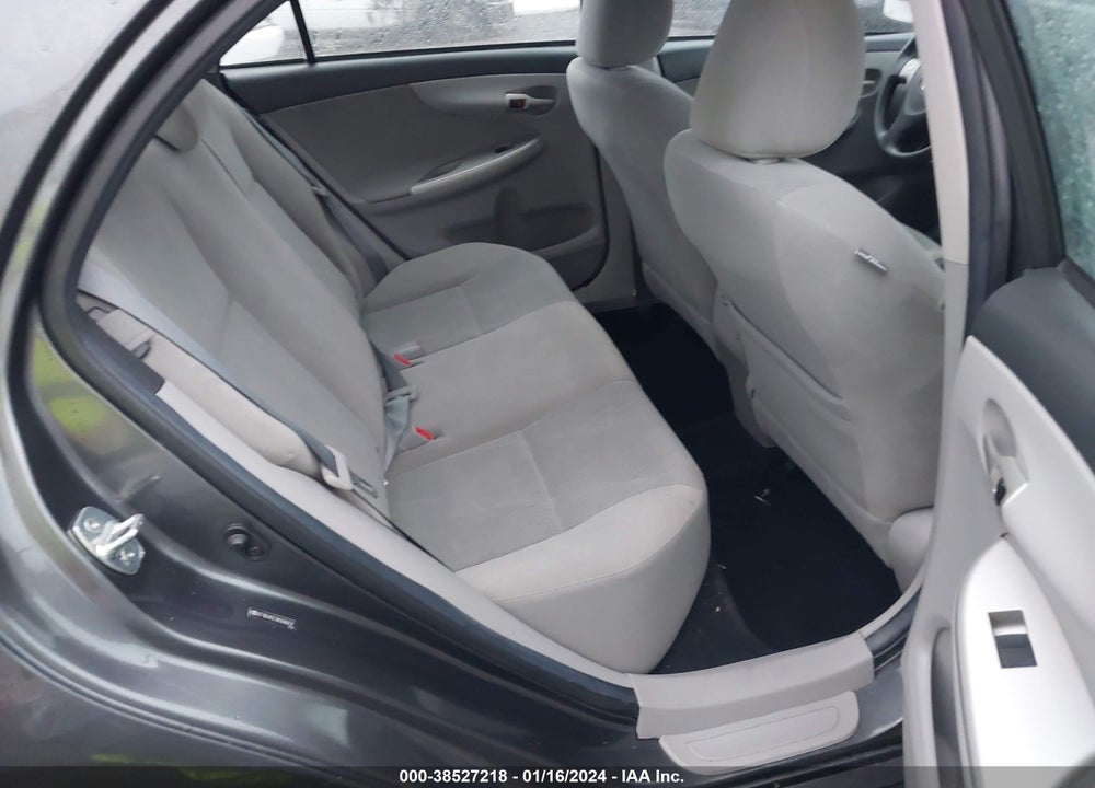 2011 TOYOTA COROLLA LE VIN: 2T1BU4EE5BC690037