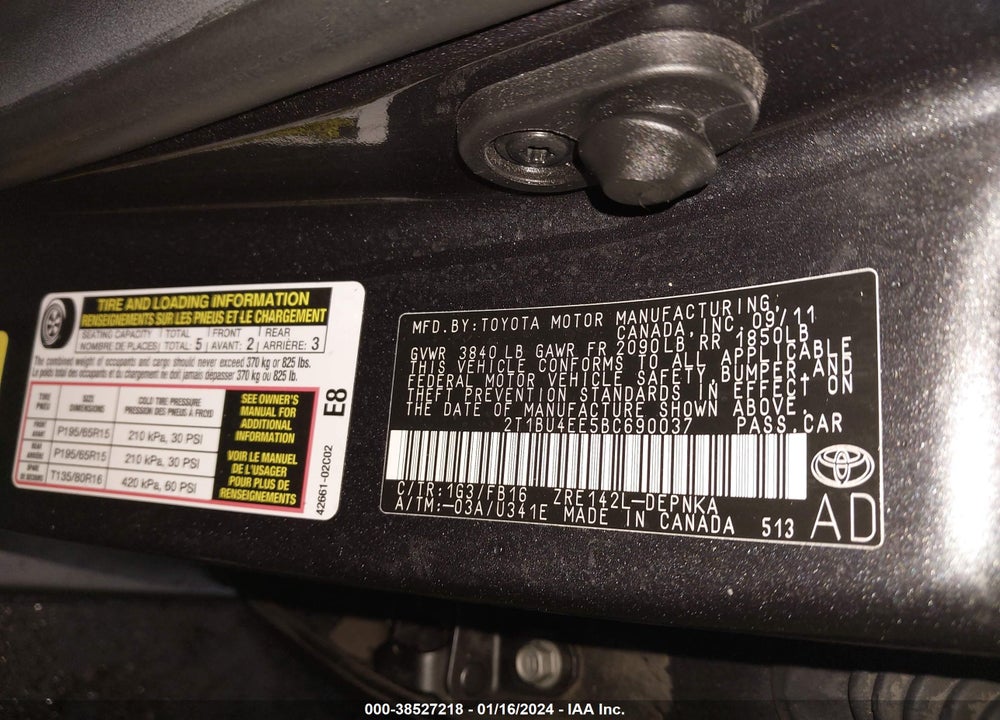 2011 TOYOTA COROLLA LE VIN: 2T1BU4EE5BC690037