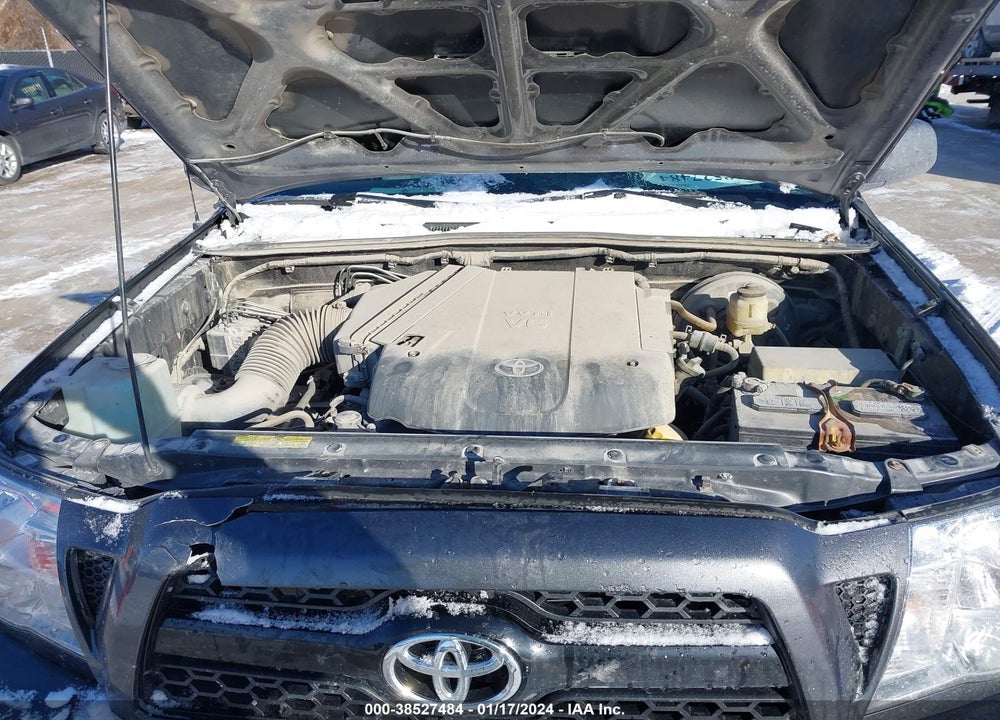 2011 TOYOTA TACOMA BASE V6 VIN: 3TMLU4EN8BM068222
