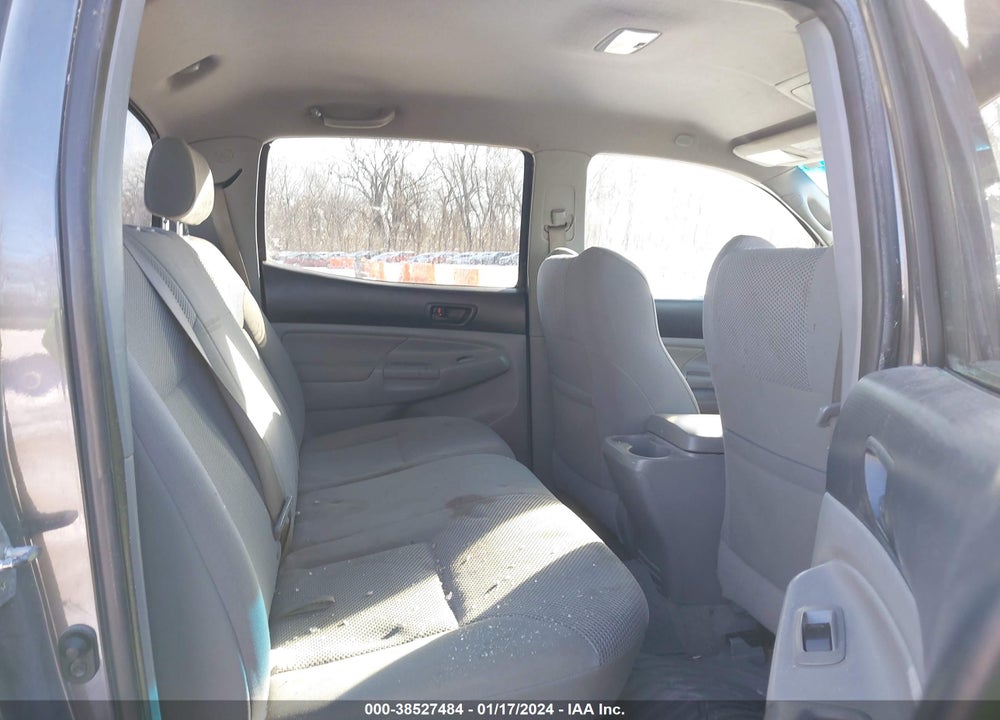 2011 TOYOTA TACOMA BASE V6 VIN: 3TMLU4EN8BM068222
