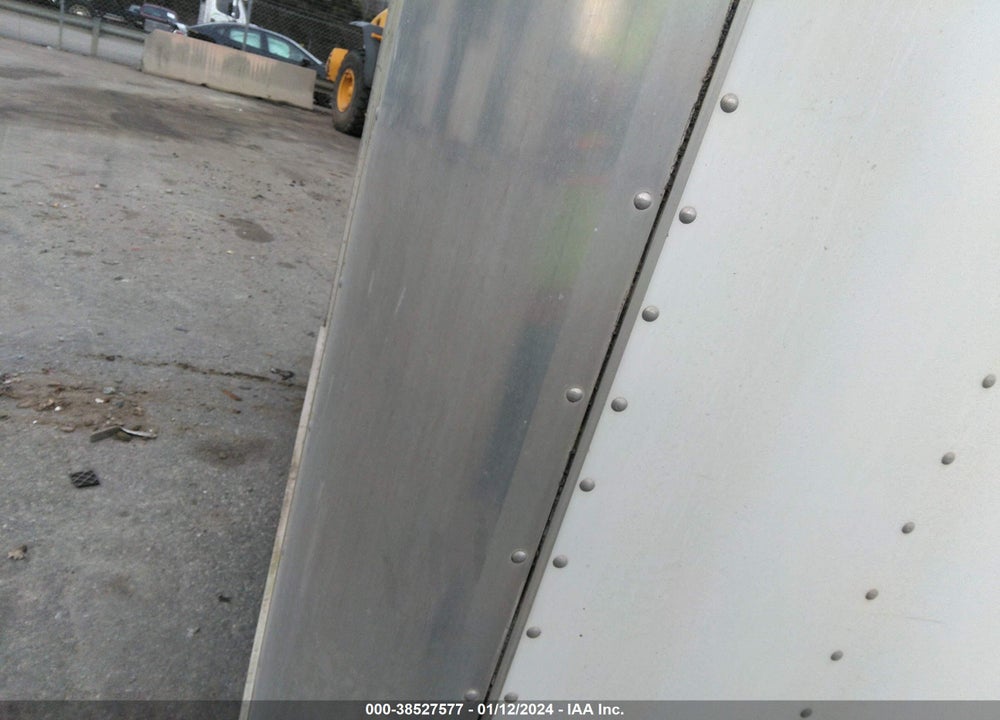 1900 SUPREME CORP STORAGE BUILDING VIN: VA140780904030394