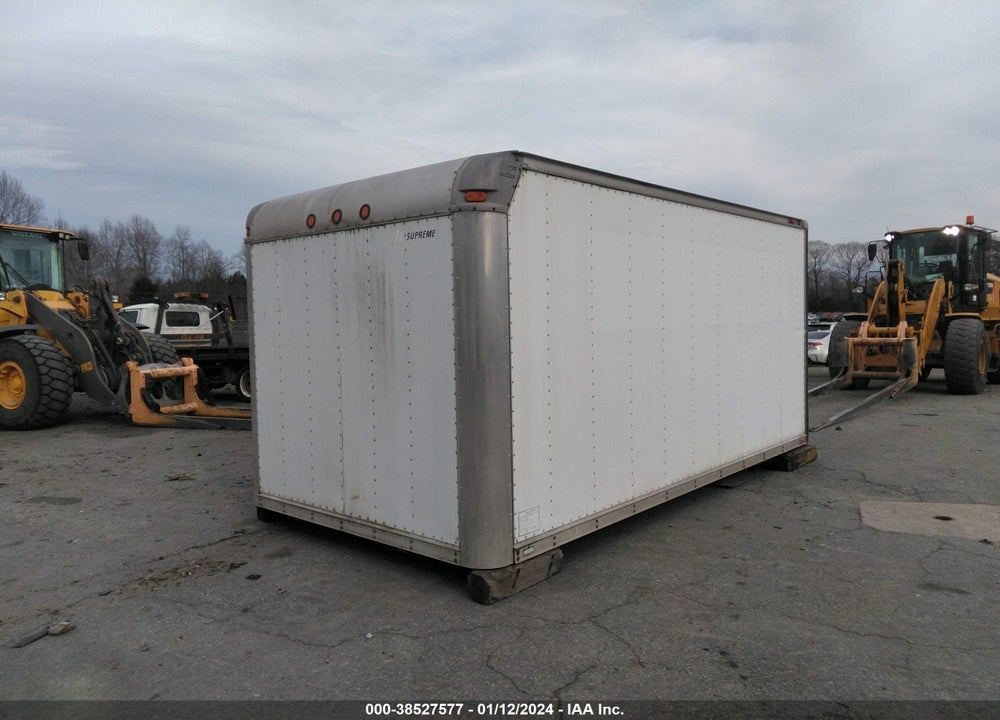 1900 SUPREME CORP STORAGE BUILDING VIN: VA140780904030394