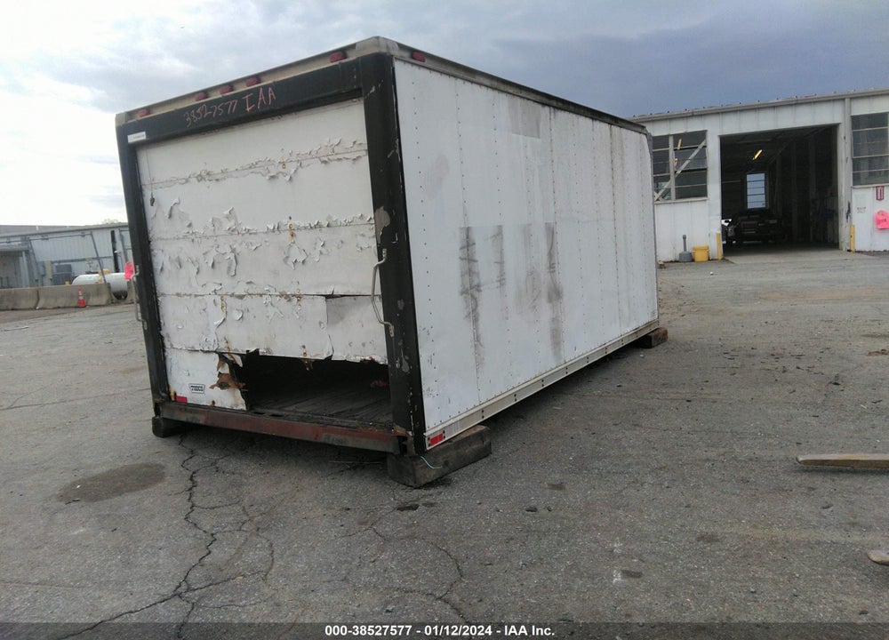 1900 SUPREME CORP STORAGE BUILDING VIN: VA140780904030394