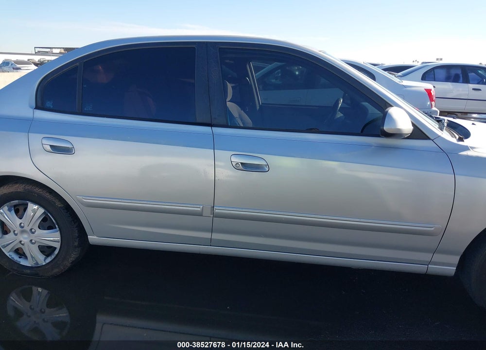 2005 HYUNDAI ELANTRA GLS/GT VIN: KMHDN46D55U985685