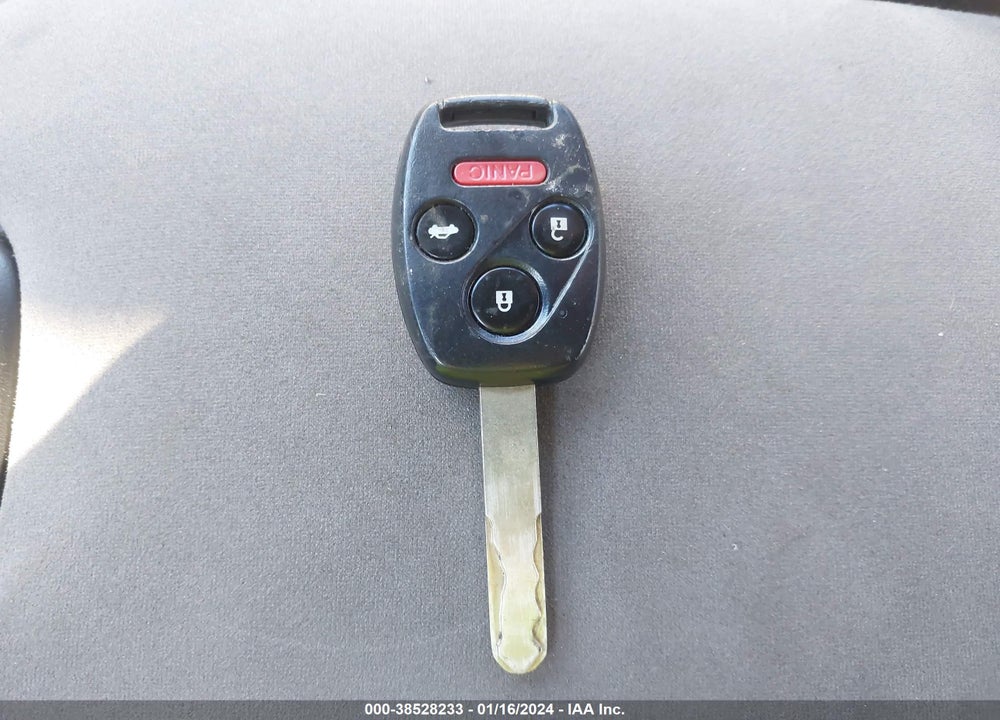 2012 HONDA ACCORD 2.4 LX VIN: 1HGCP2F32CA138497