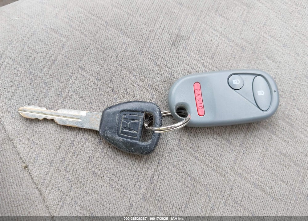 2001 HONDA CIVIC LX VIN: 1HGEM22501L035203