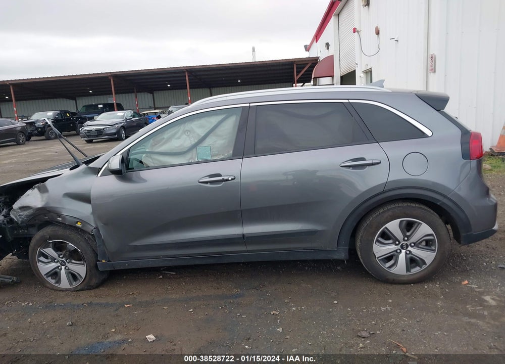 2018 KIA NIRO LX VIN: KNDCB3LC0J5170636