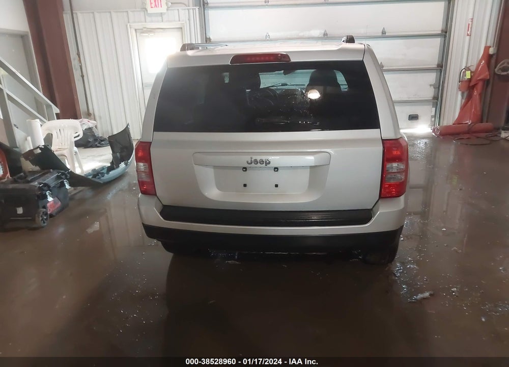 2011 JEEP PATRIOT SPORT VIN: 1J4NT1GA5BD203733