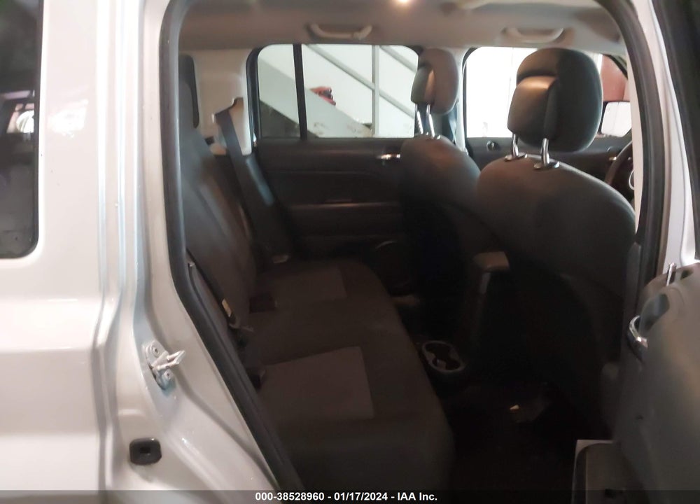 2011 JEEP PATRIOT SPORT VIN: 1J4NT1GA5BD203733