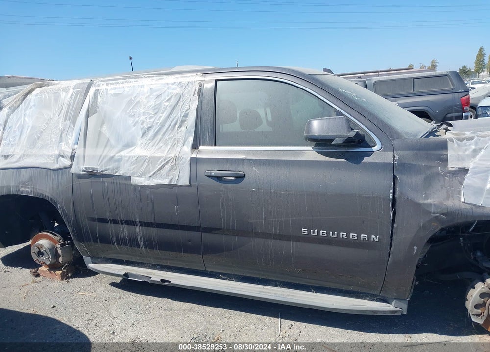 2015 CHEVROLET SUBURBAN 1500 LT VIN: 1GNSCJKC5FR717003