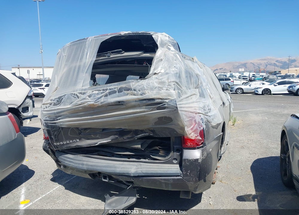 2015 CHEVROLET SUBURBAN 1500 LT VIN: 1GNSCJKC5FR717003