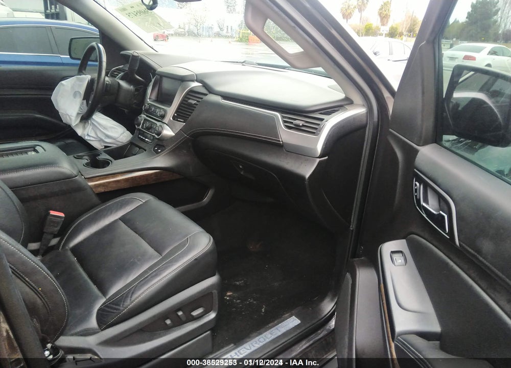 2015 CHEVROLET SUBURBAN 1500 LT VIN: 1GNSCJKC5FR717003