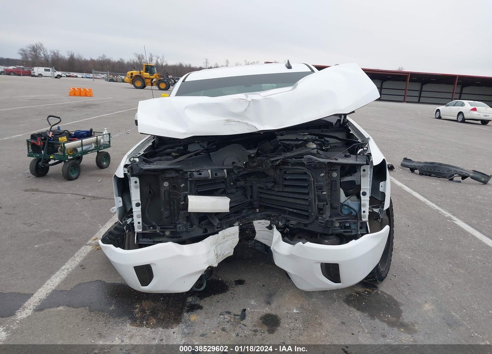 2018 CHEVROLET SILVERADO 1500 2LT VIN: 1GCVKREC4JZ217507