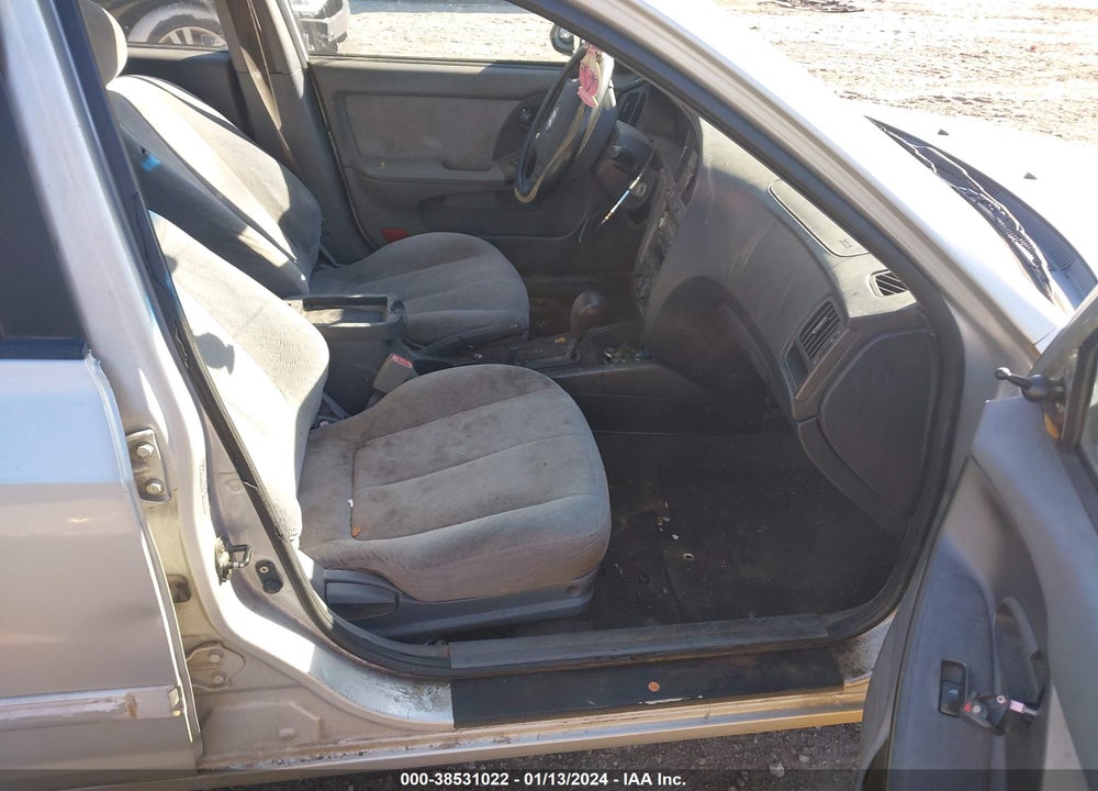 2005 HYUNDAI ELANTRA GLS/GT VIN: KMHDN46DX5U039517