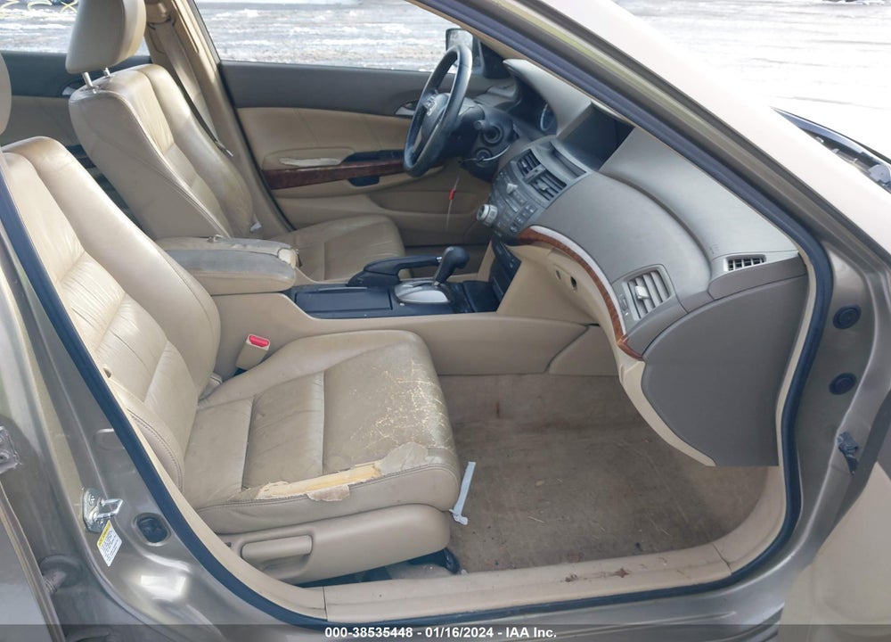 2008 HONDA ACCORD VIN: 1HGCP26828A156663