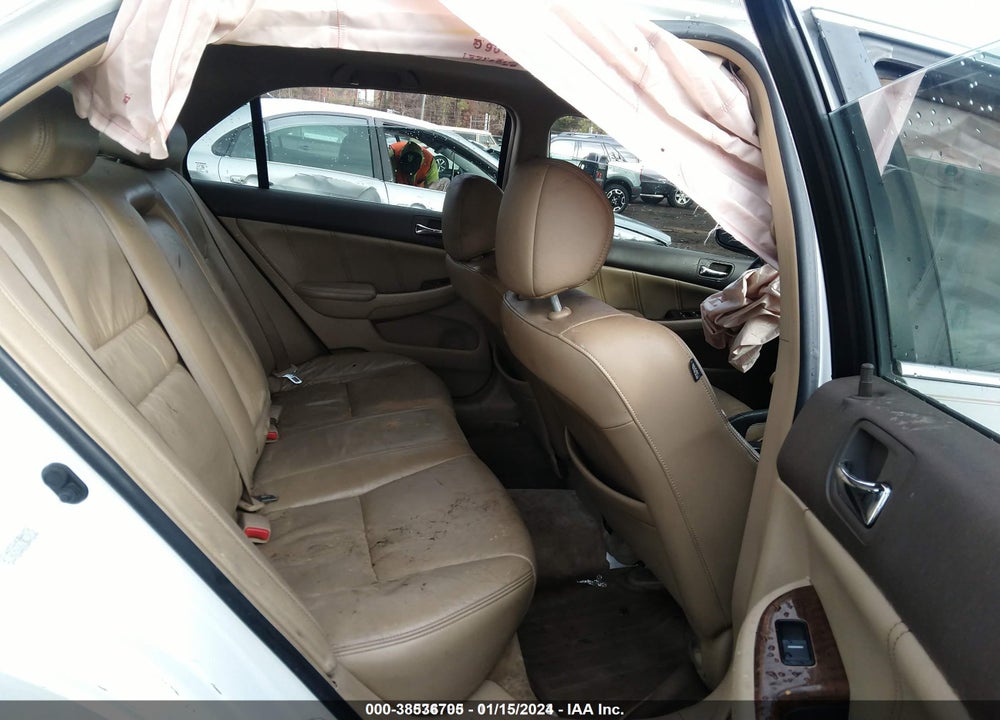 2007 HONDA ACCORD 3.0 EX VIN: 1HGCM66537A011264