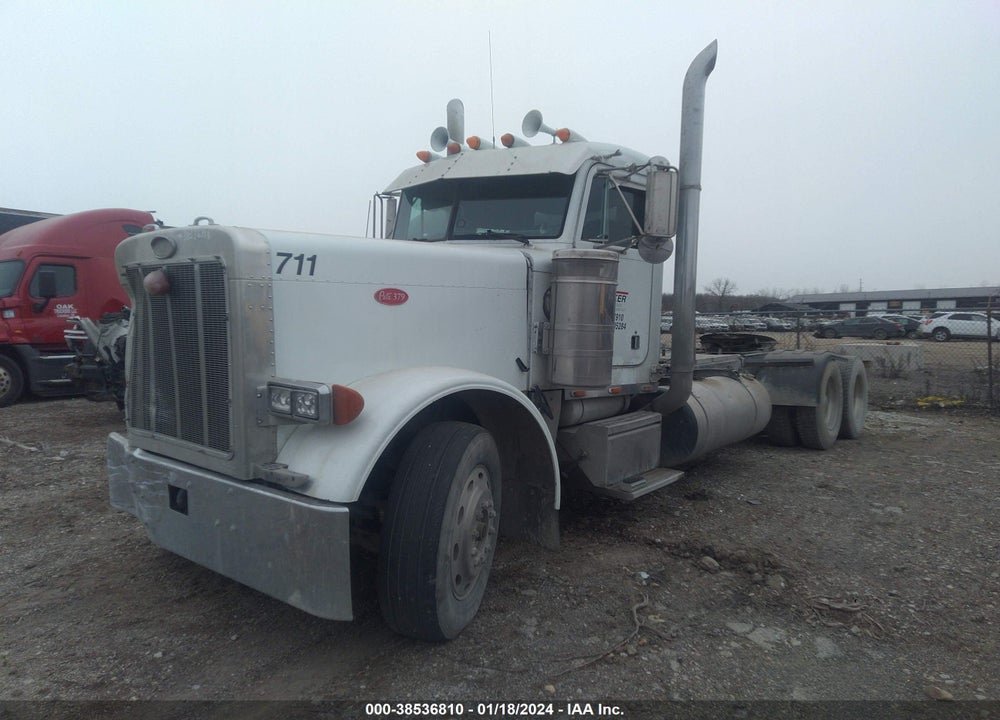 1996 PETERBILT 379 VIN: 1XP5DB9X2TN404011