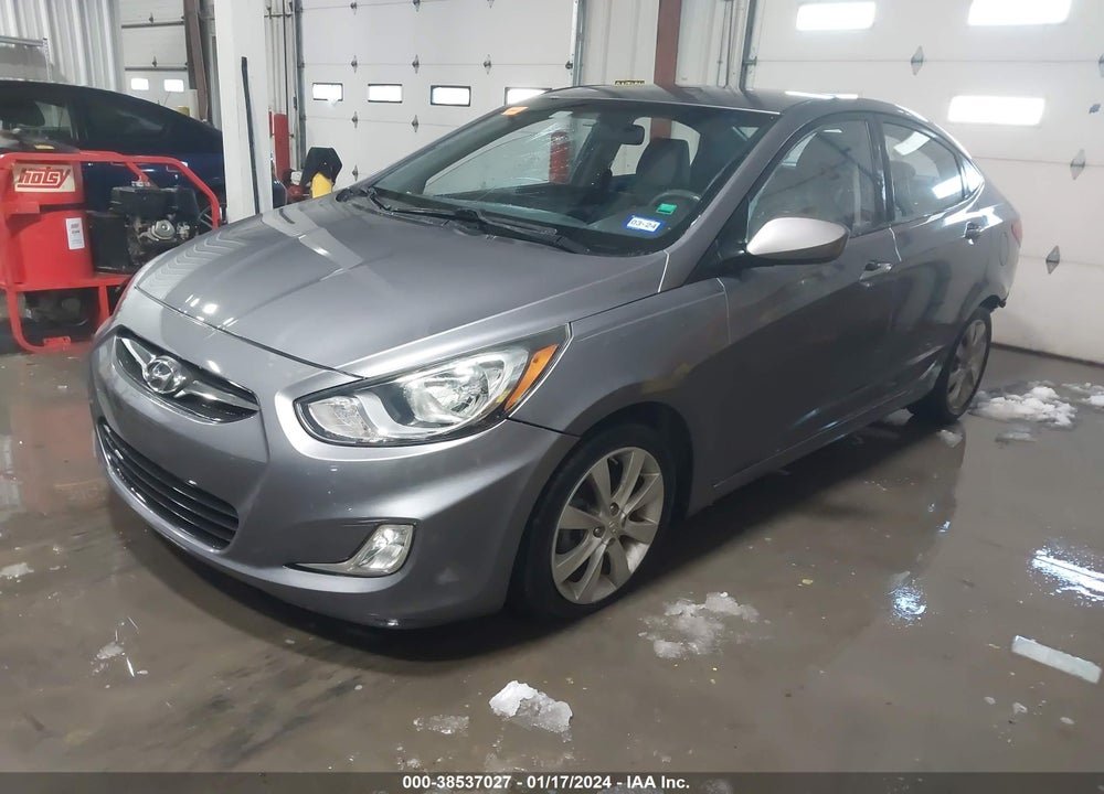 2013 HYUNDAI ACCENT GLS VIN: KMHCU4AE2DU579702
