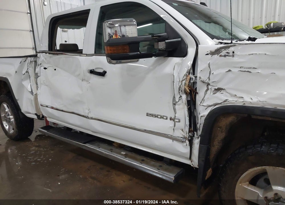 2016 GMC SIERRA 2500HD SLT VIN: 1GT12TEGXGF270298