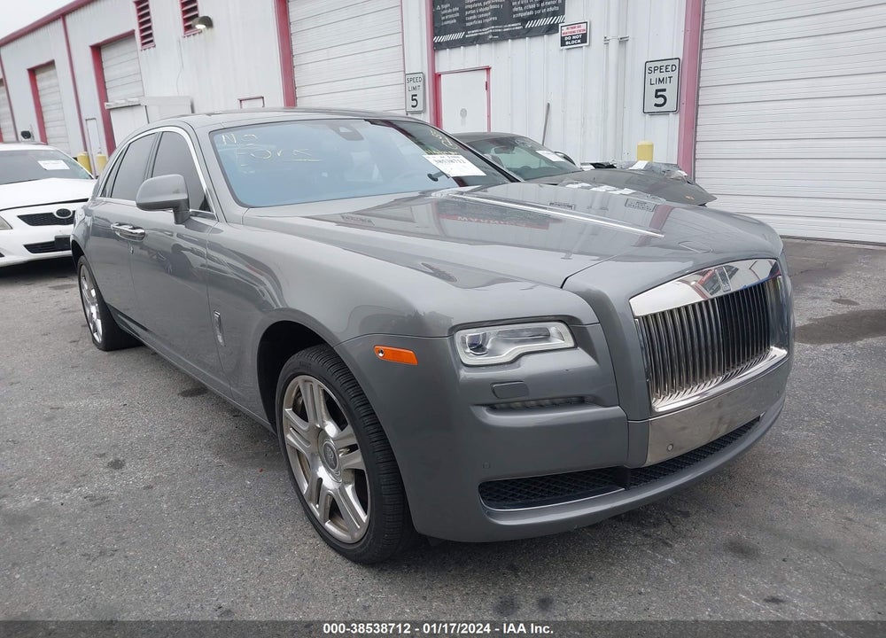 2017 ROLLS-ROYCE GHOST VIN: SCA664S5XHUX54236