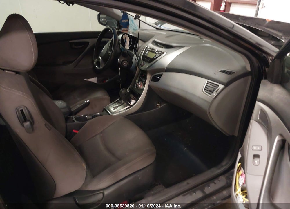2013 HYUNDAI ELANTRA GS VIN: KMHDH6AE1DU016998