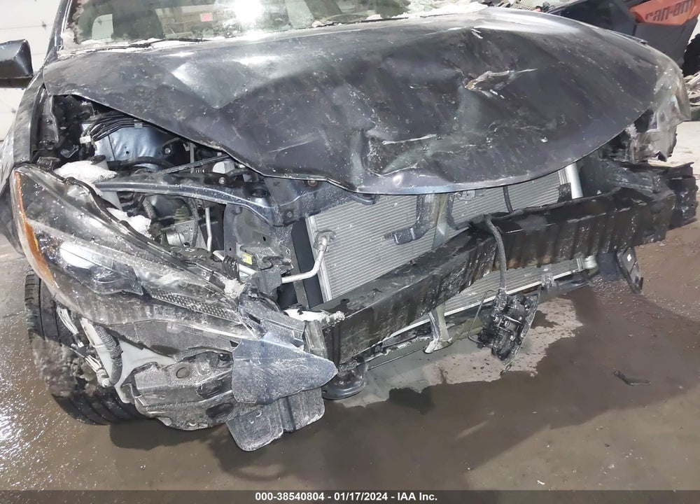 2019 TOYOTA COROLLA LE VIN: 2T1BURHE2KC189194