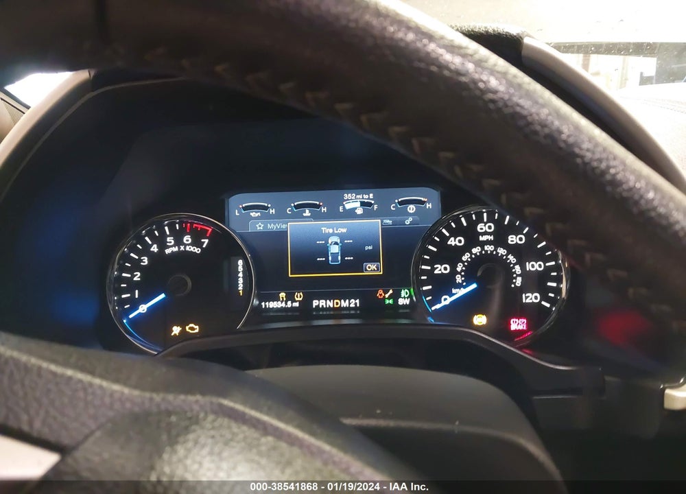 2015 FORD F-150 LARIAT VIN: 1FTEW1EG5FKF17095