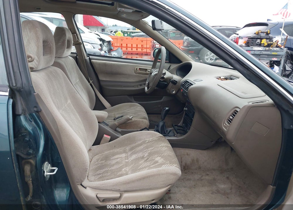 1998 ACURA INTEGRA LS VIN: JH4DB7555WS000368