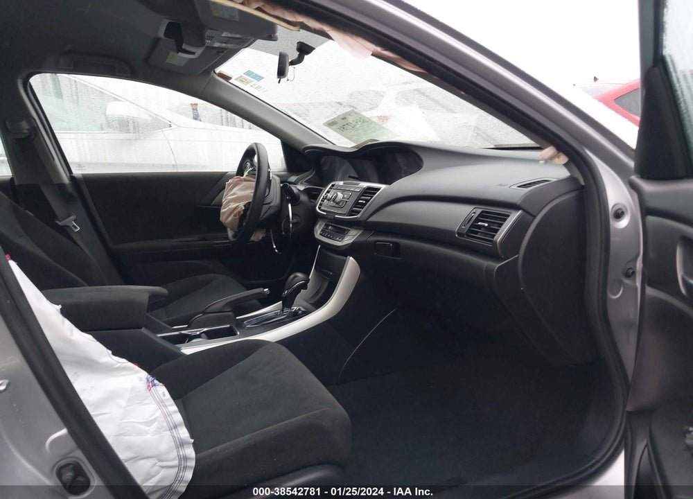2013 HONDA ACCORD LX VIN: 1HGCR2F39DA101264