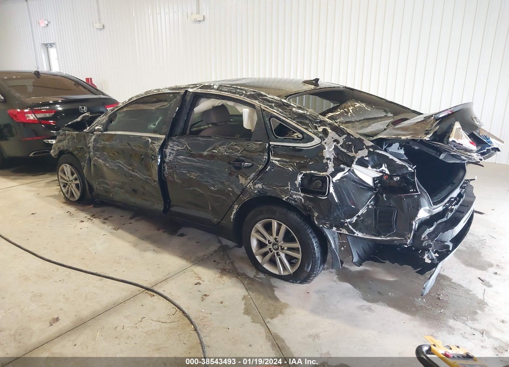 2015 HYUNDAI SONATA SE VIN: 5NPE24AF6FH223603